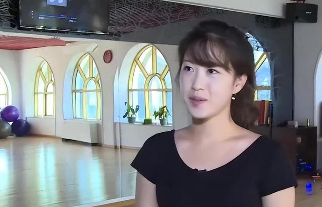 准备好丰厚嫁妆但一直找不到满意的男子j9国际站登录朝鲜街头的剩女多家里(图6)